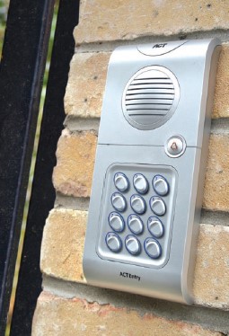 Access Control, Door Entry Systems, Integrated security installer Dublin Ireland